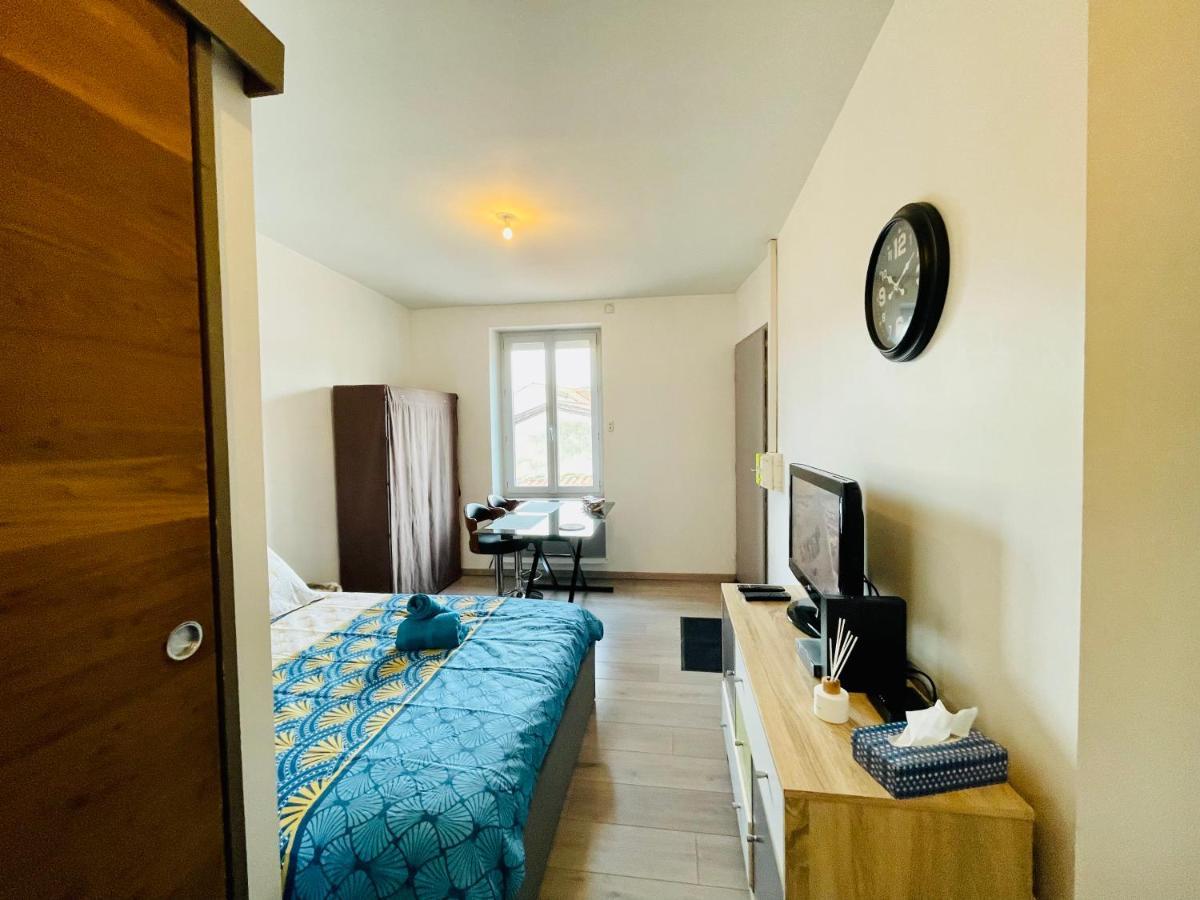 Apartament La Belcombe Sainte-Colombe  Zewnętrze zdjęcie